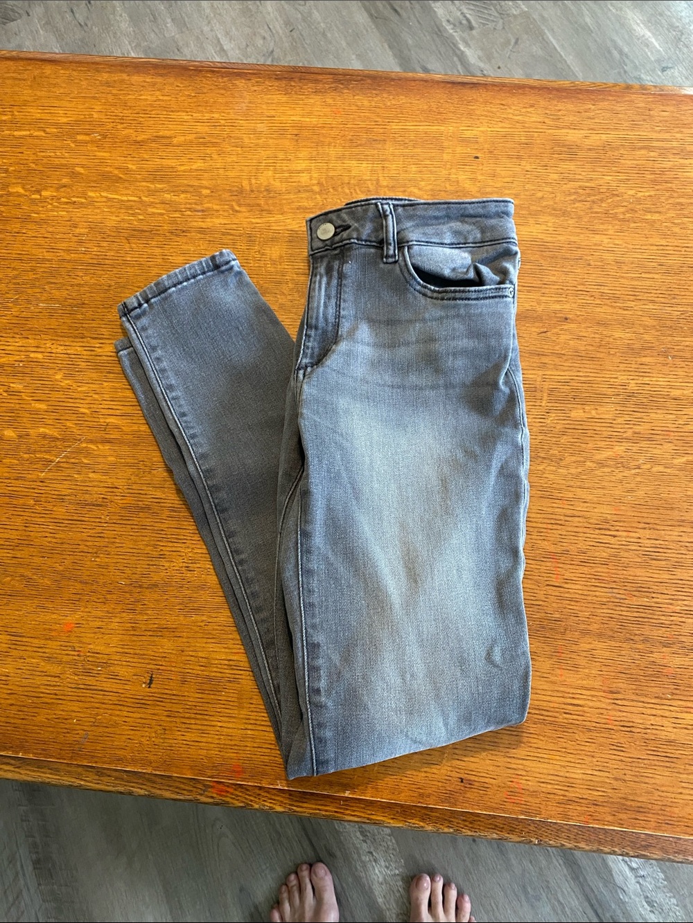 DL1961 women’s Slim Jeans in Washed Grey